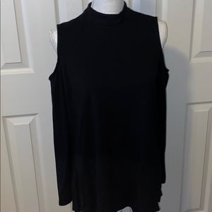 Black Cold Shoulder Top 🖤